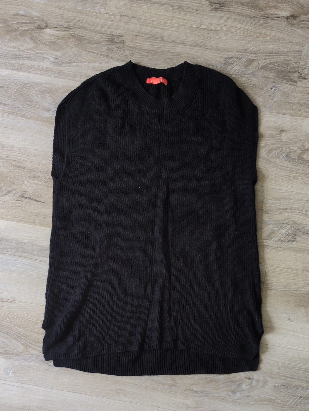 Joe Fresh Black Sleeveless Crewneck Tunic Top